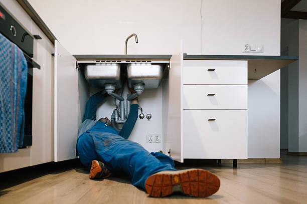 Professional Plumbing technician working in Beloit, KS